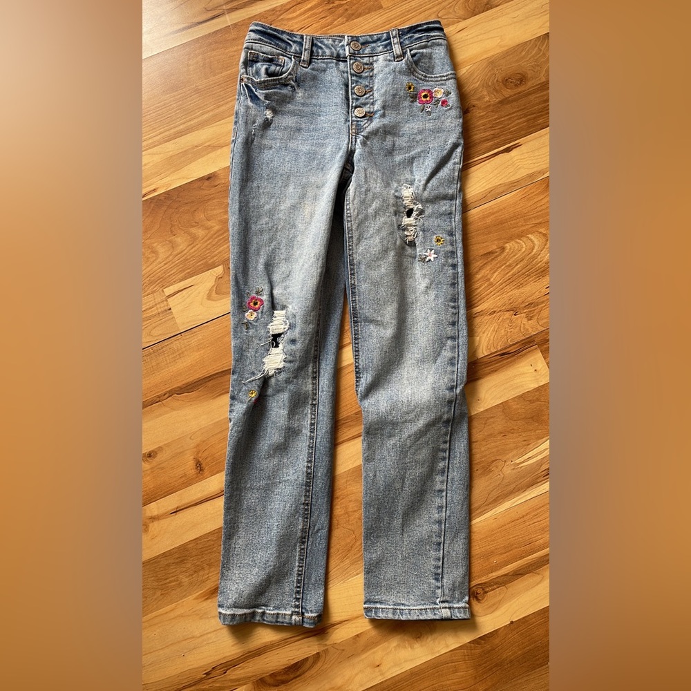 Cat & Jack Floral Embroidered Distressed Lightwash Jeans
